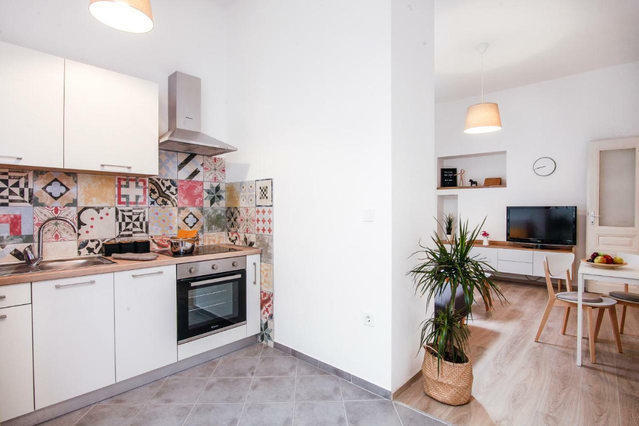 Apartment Kensi*** Pula Exteriér fotografie
