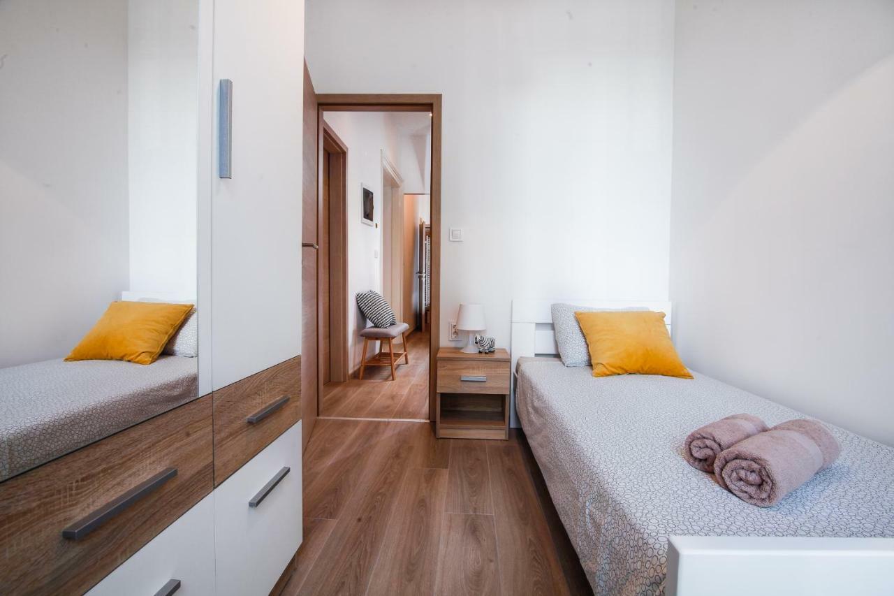 Apartment Kensi*** Pula Exteriér fotografie